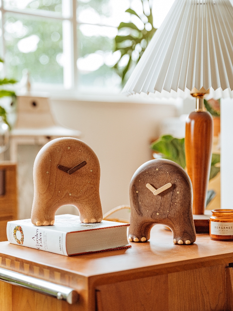 原上城创意原木钟表装饰静音摆件学生卡通原创桌面好物时钟